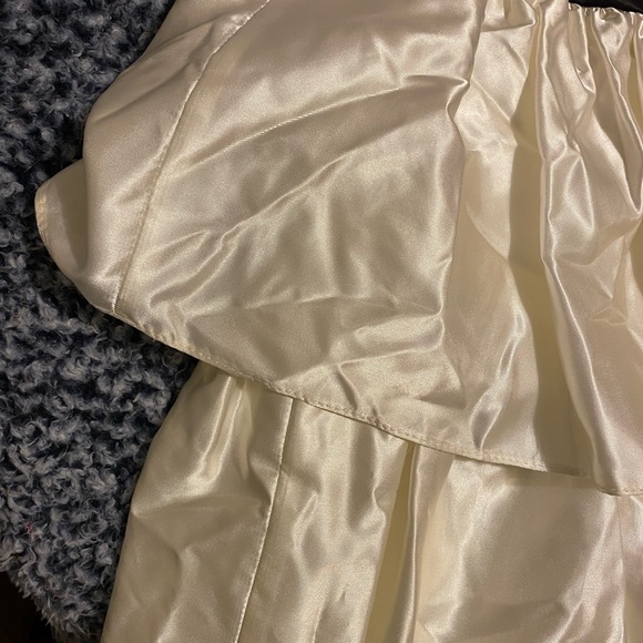 Formal dress - Picture 4 of 12